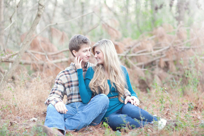 Forest Engagement_Green Tree Photography_008