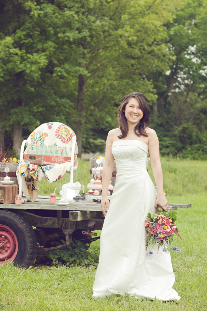 Modern Vintage Wedding_Chris and Adrienne Scott_006