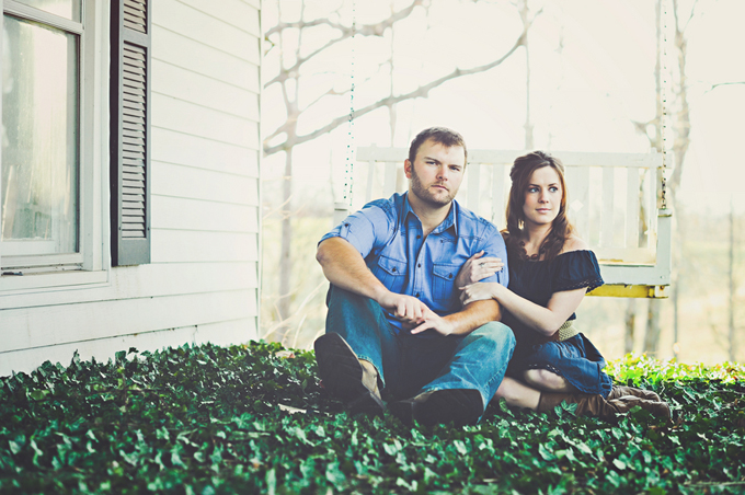 Rustic Engage_Jessie Holloway Photography_001