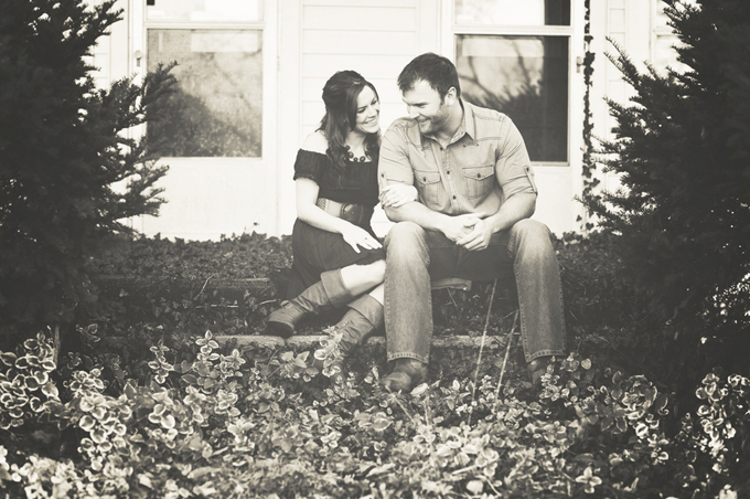 Rustic Engage_Jessie Holloway Photography_002