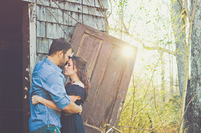 Rustic Engage_Jessie Holloway Photography_008