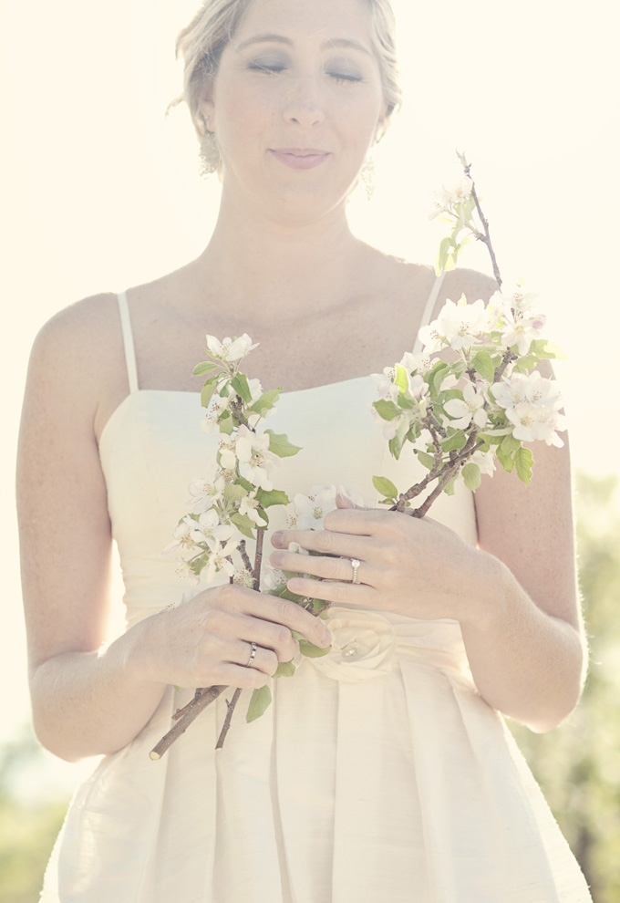 apple orchard engagement | Elizabeth Ann Photography-06