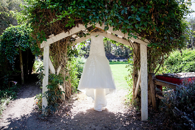 Vintage Barn Wedding Glamour And Grace