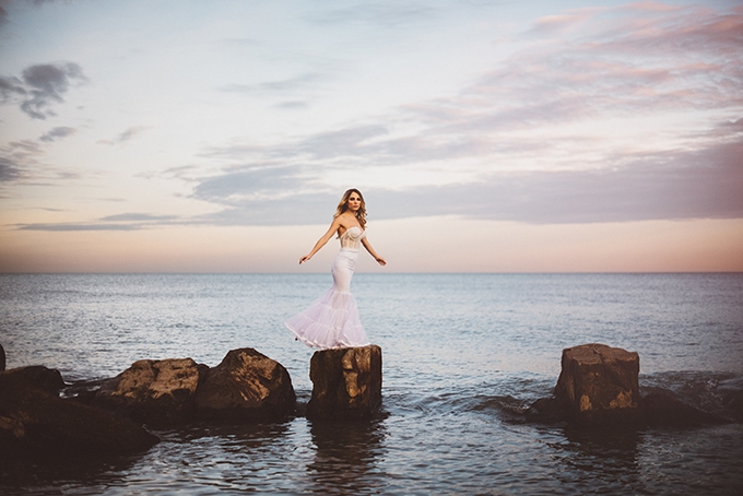 Photo Fridays Dramatic Beach Boudoir Portraits Glamour