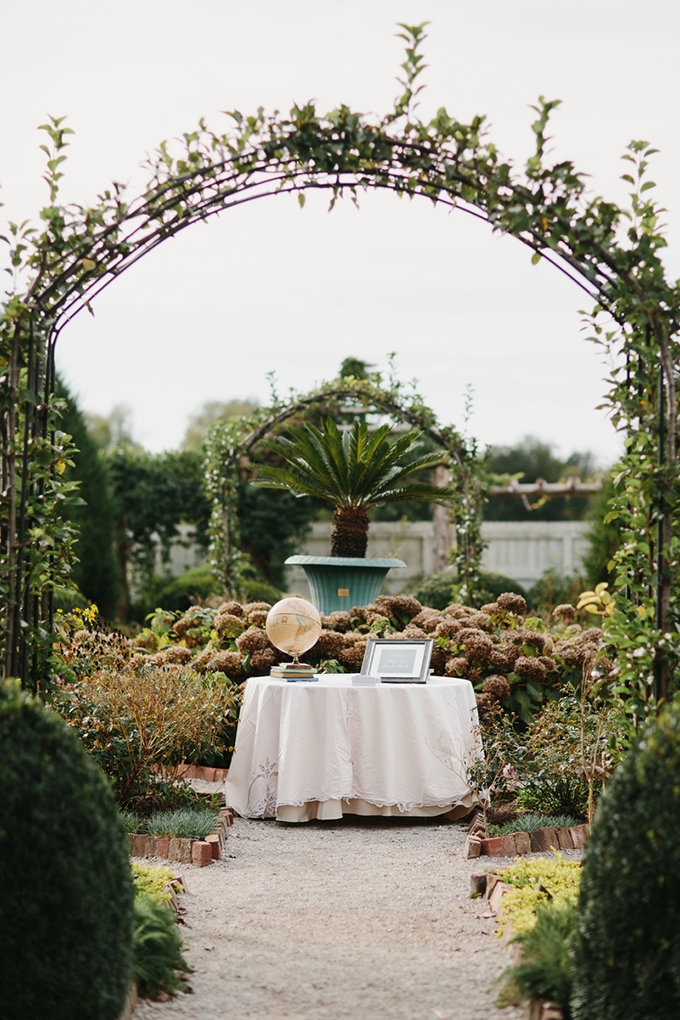 Romantic Plantation Wedding Glamour And Grace 8830