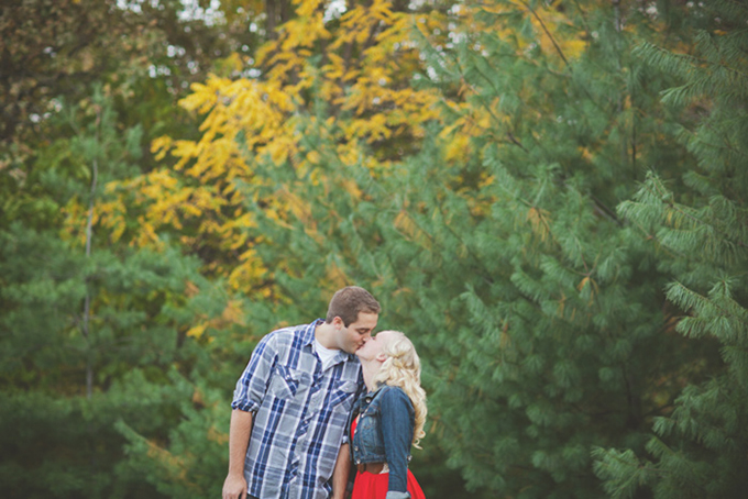 A Fall Nebraska Farm Engagement | Glamour & Grace