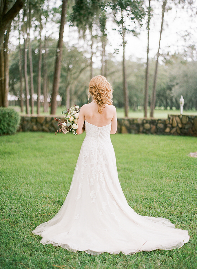 Romantic Vintage Wedding Inspiration | Glamour & Grace